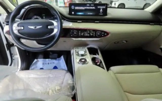 인천신용회복자중고차 GV70 2.5T 가솔린 2WD 매물 사진 7 - 2023/12 13,415km